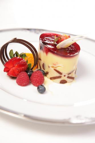 D White Chocolate Sherry Trifle3